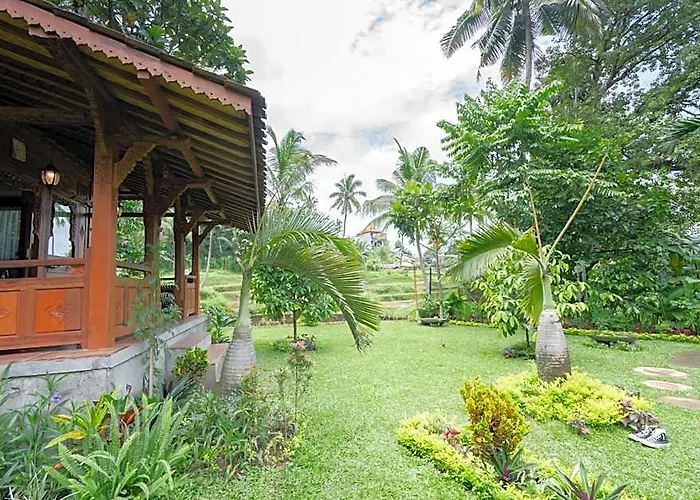 Nishiyama House Sambangan By The Lavana ロッジ *