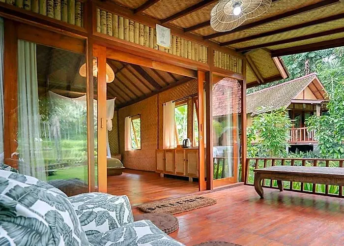 Nishiyama House Sambangan By The Lavana * Ambengan