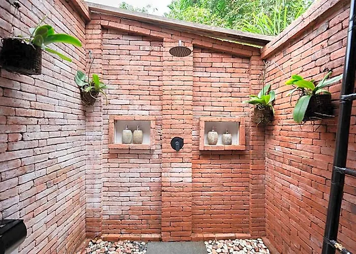 Nishiyama House Sambangan By The Lavana ロッジ