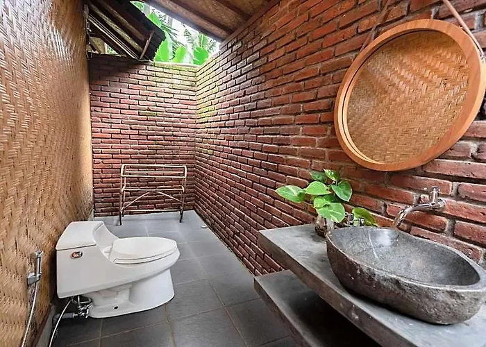 Nishiyama House Sambangan By The Lavana * Ambengan