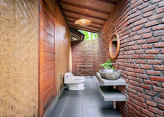 Nishiyama House Sambangan By The Lavana Lodge *