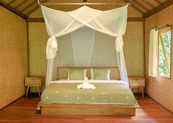 Nishiyama House Sambangan By The Lavana ロッジ