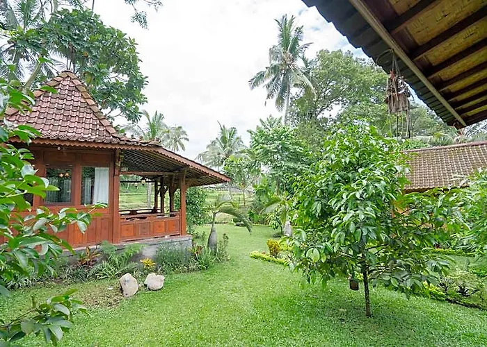 Nishiyama House Sambangan By The Lavana *